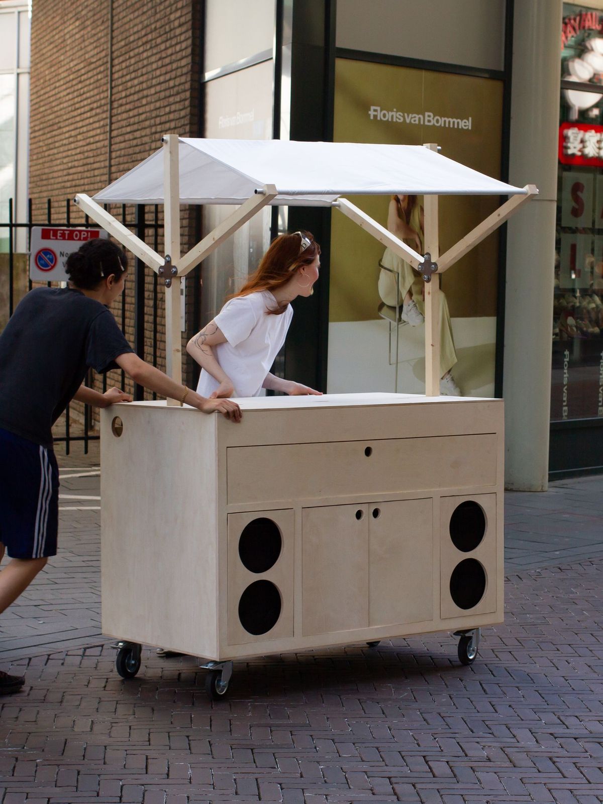 The Radio Cart